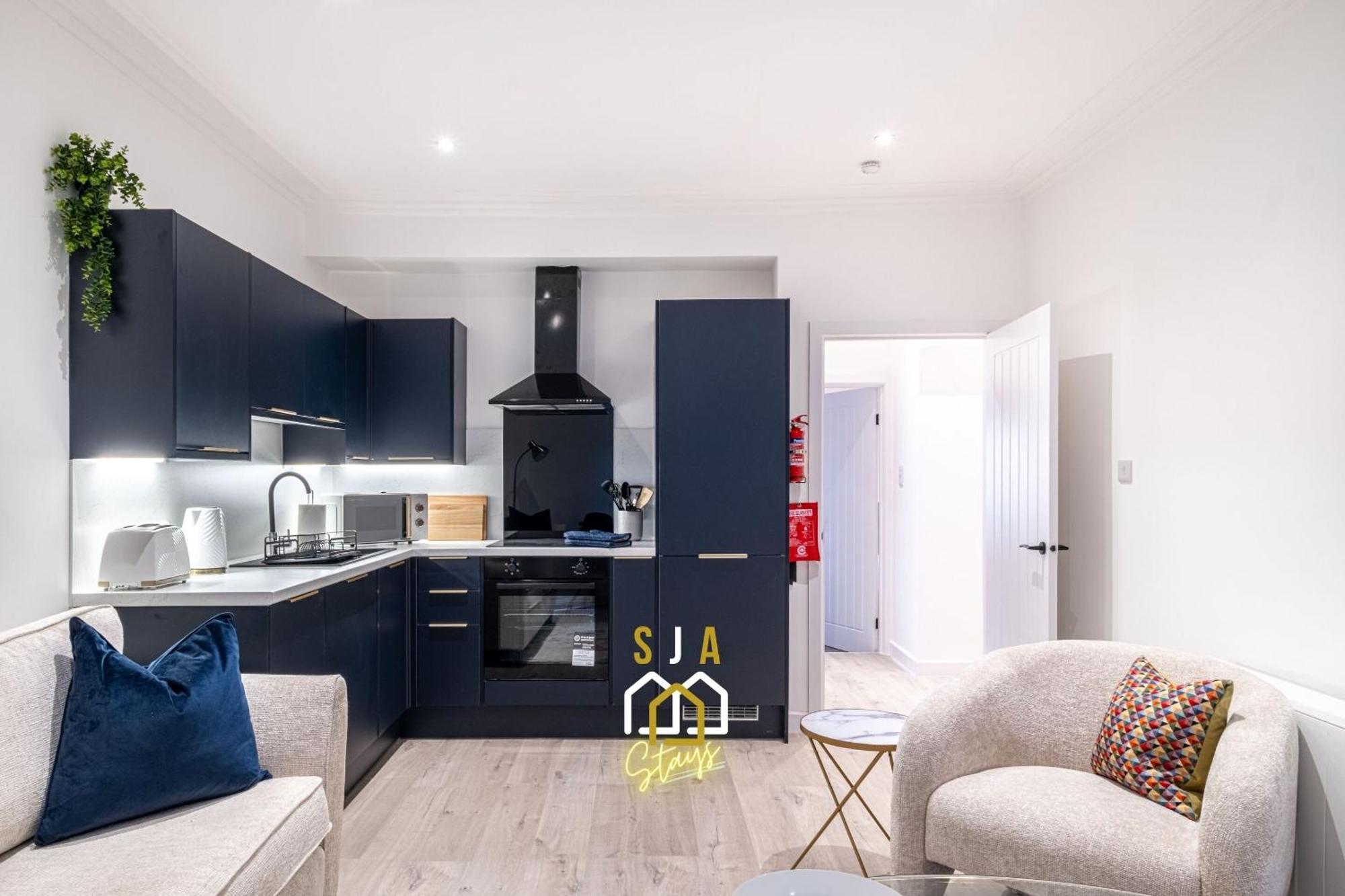 Holburn Hideaway - Sja Stays - Modern 2 Bed Apartment Aberdeen Bagian luar foto