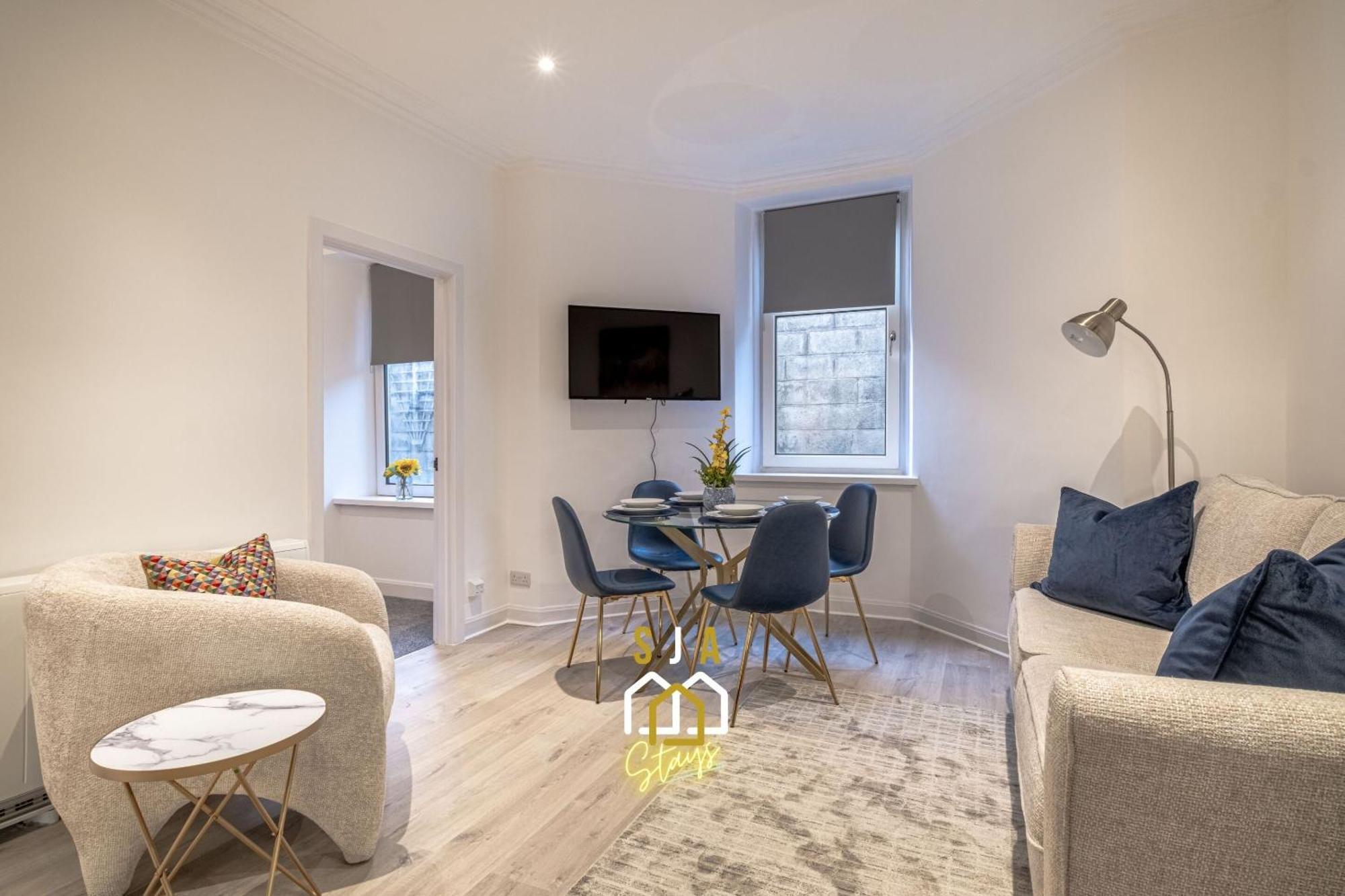 Holburn Hideaway - Sja Stays - Modern 2 Bed Apartment Aberdeen Bagian luar foto